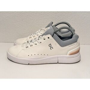 On Cloud Womens THE ROGER Advantage Tennis Shoe Sz 8.5 White Leather Sneaker